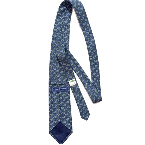 Vineyard Vines Custom Collection Keeleland Horse Racing Silk Tie in Blue & Green - Picture 4 of 8